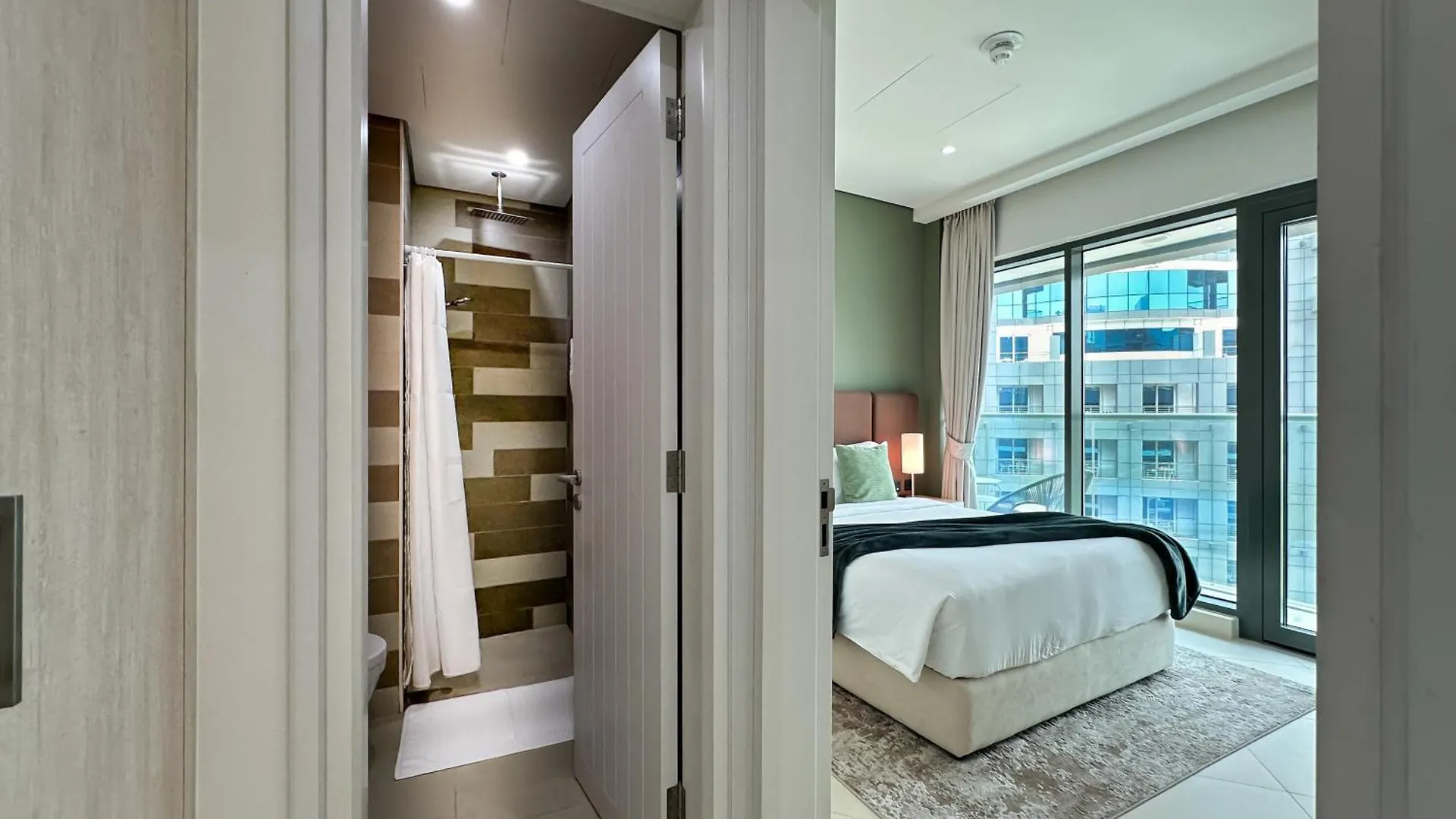 Appartamento Luxe Lagoon Suites Palm Beach Private Access With Infinity Pool & Bar Dubai Emirati Arabi Uniti