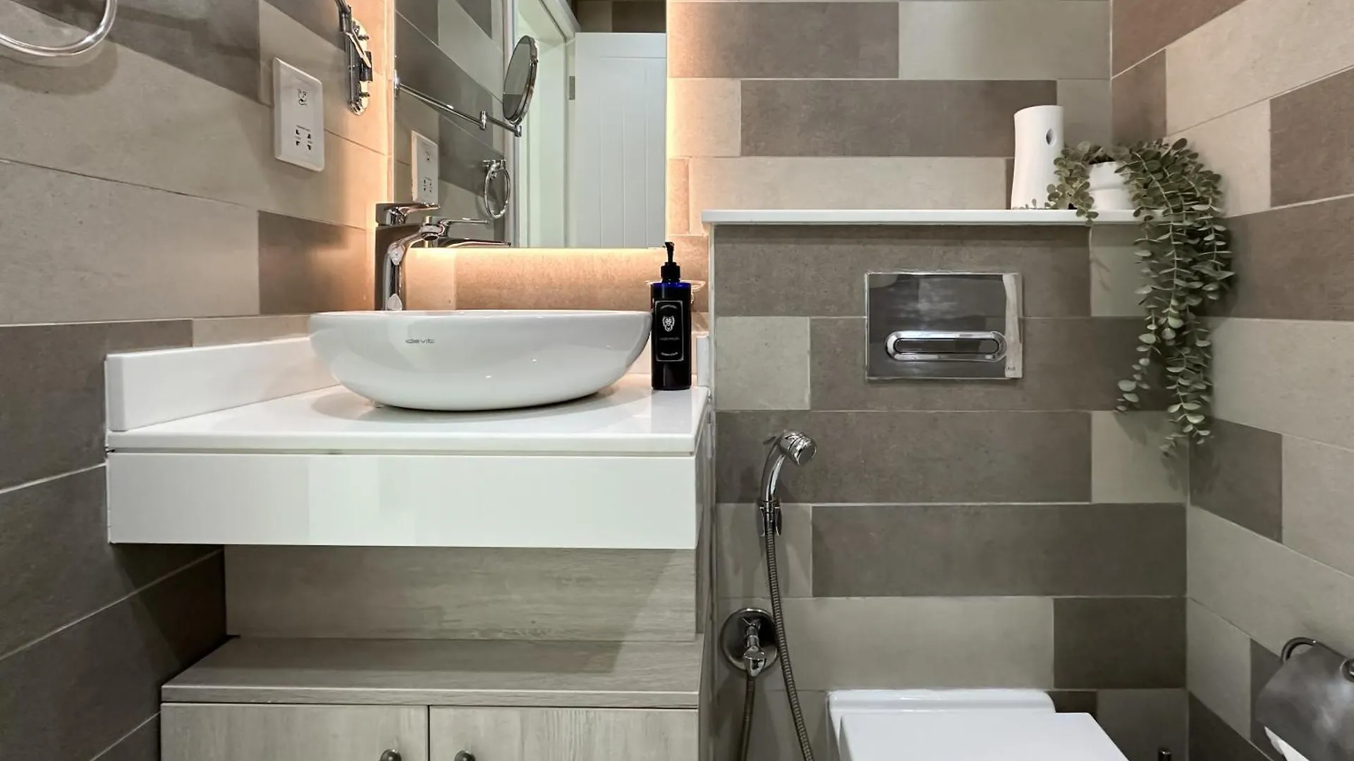 Luxe Lagoon Suites Palm Beach Private Access With Infinity Pool & Bar Dubai Lägenhet