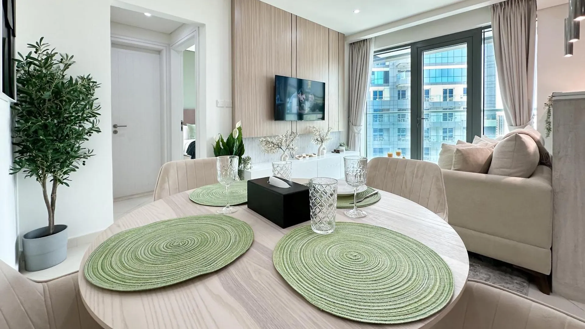 Luxe Lagoon Suites Palm Beach Private Access With Infinity Pool & Bar Dubai